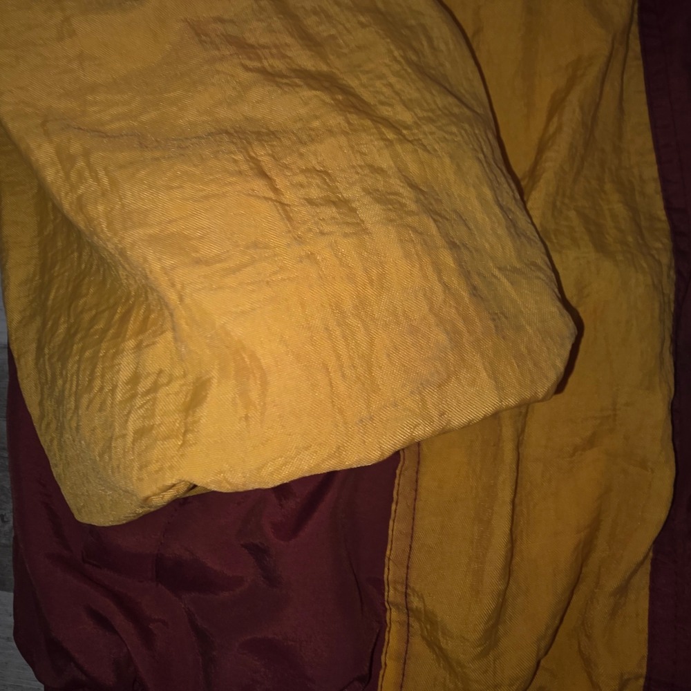 Vtg Starter Washington Redskins Hooded Puffer Jacket Burgundy Gold 90s XL - Picture 6 of 15